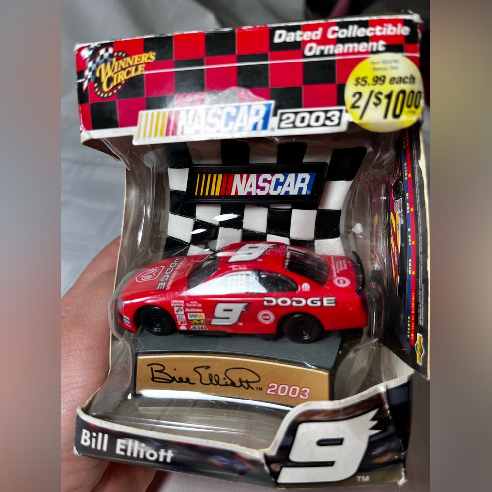 NASCAR 2003 Bill Elliott #9 Dodge Charger Adorno Coleccionable Círculo Diecast